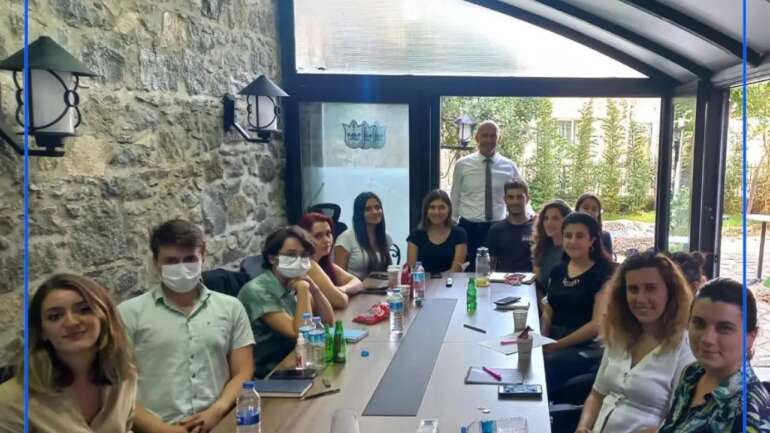 Genç İyilik Takipçileri Proje Yazma Eğitiminde